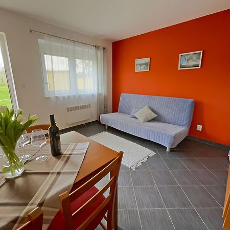 Penzion Schwarzava Uhercice  Exteriér fotografie